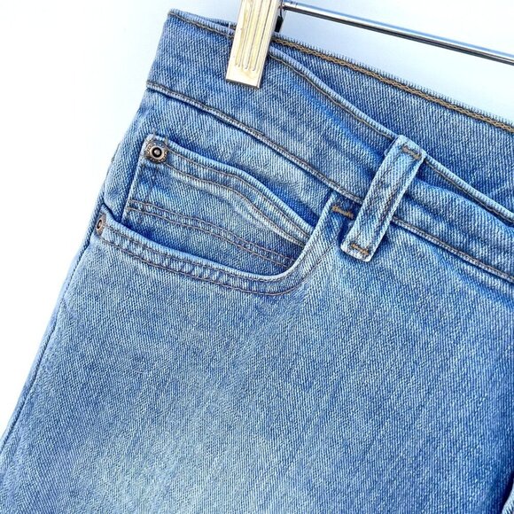 Wrangler Straight Leg Husky Size 12 Denim Jeans with Adjustable Waist - Picture 4 of 12